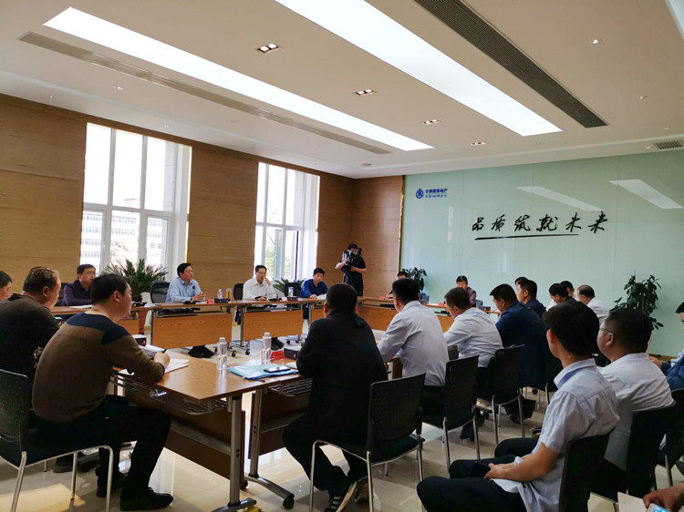 張掖市委書記楊維俊蒞臨絲路金街 調研指導工作