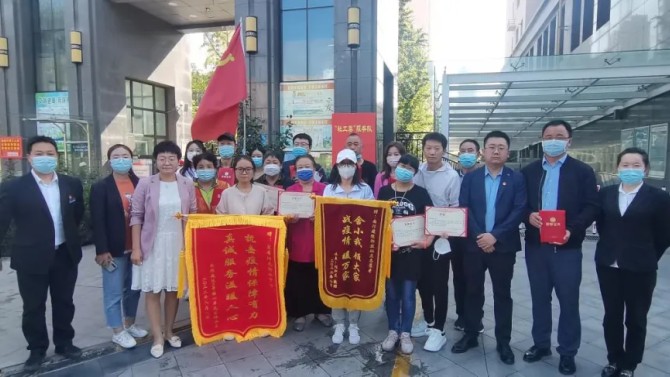 “疫”往情深，感謝有“您”——物業(yè)公司黨支部聯(lián)合段家灘西社區(qū)開展抗擊疫情志愿者表彰座談主題黨日活動